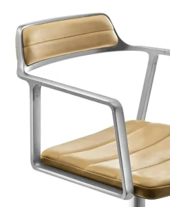 Vipp Skrivbordsstolar & Kontorsstolar-452 Snurrstol Med Fötter, Polerat Aluminium / Svart Läder