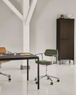 Vipp Skrivbordsstolar & Kontorsstolar-453+ Snurrstol Med Hjul, Polerad Aluminium / Bosco Green Läder