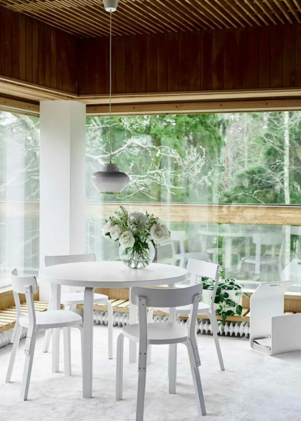 Artek Pendellampor-A333 Turnip Pendel Gjord av mässing, Gjord av stål, Vit / Mässing