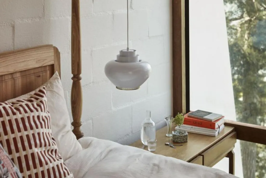 Artek Pendellampor-A333 Turnip Pendel Gjord av mässing, Gjord av stål, Vit / Mässing