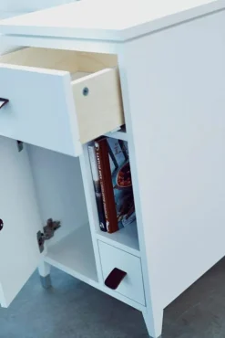 Mavis Sängbord & Nattduksbord|Sängbord & Nattduksbord-Abisko Sängbord Låga Ben, Fanér