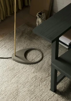 AJ Golvlampa, Svart / Mässing