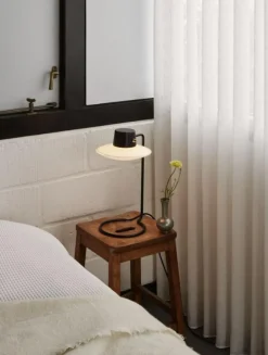 Louis Poulsen Sänglampor|Skrivbordslampor-AJ Oxford Bordslampa 410 mm, Opal / Svart