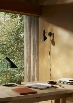 Louis Poulsen Sänglampor|Vägglampor-AJ Vägglampa, Svart