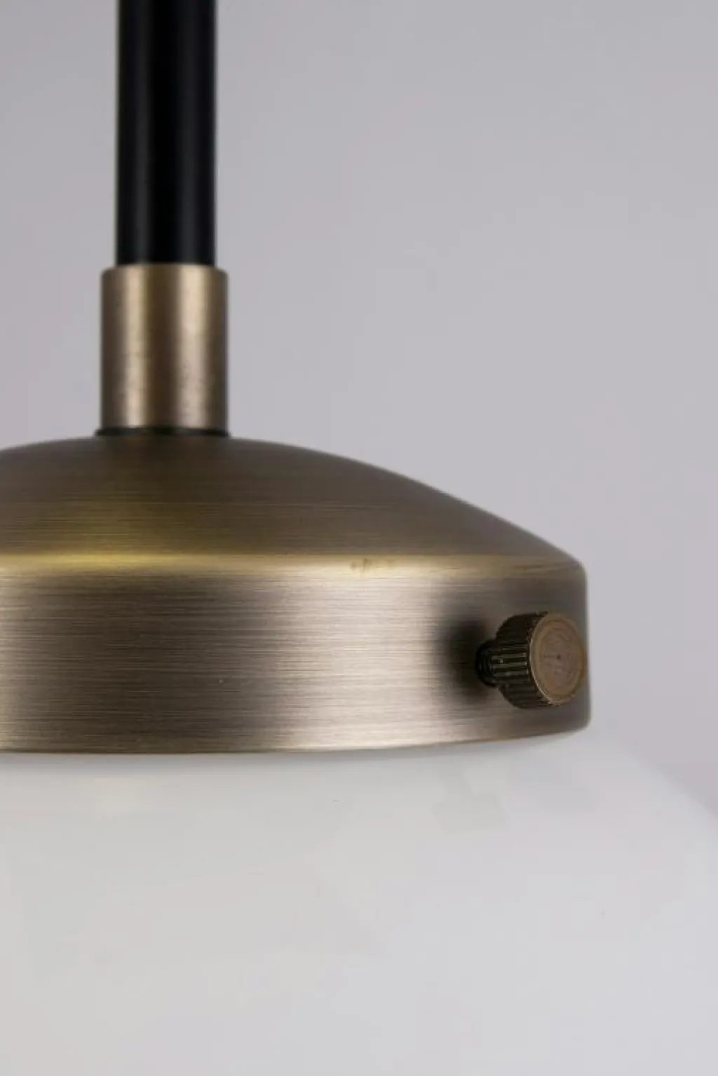 Globen Lighting Badrumsbelysning|Plafonder-Alley Taklampa, Antik Mässing / Vit