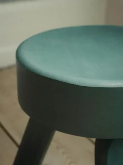 AML Pall, Mörkoljad Furu