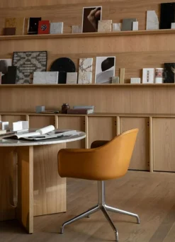 Audo Copenhagen Matbord Och Barbord-Androgyne Matbord Ø120 cm, Mörkbetsad Ek / Sand