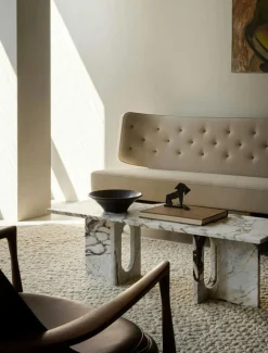 Androgyne Soffbord, Kunis Breccia