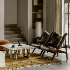 Androgyne Soffbord, Kunis Breccia