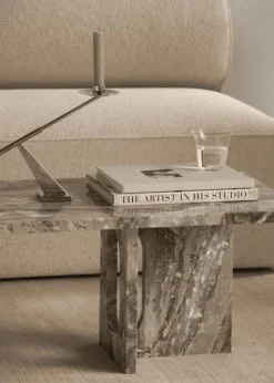 Androgyne Soffbord, Kunis Breccia