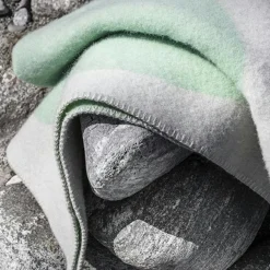 Layered Plädar & Filtar-Anemone Pläd 130x200 cm,