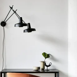Grupa Sänglampor|Vägglampor-Arigato Vägglampa Dubbel, Svart
