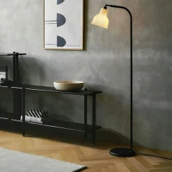 Avra Golvlampa, Borstat Stål / Creme