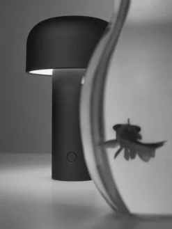 Bellhop Bordslampa Portabel, Tegelröd