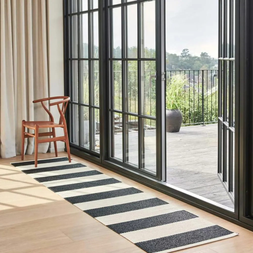 Pappelina Utomhusmattor & Balkongmattor|Plastmattor-Bob Matta 70x300 cm, Brick/Vanilla