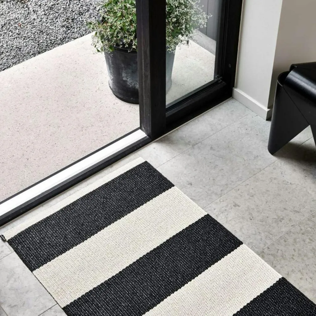 Pappelina Utomhusmattor & Balkongmattor|Plastmattor-Bob Matta 70x300 cm, Brick/Vanilla