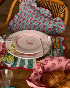 Bow Assiett 22 cm, Svart