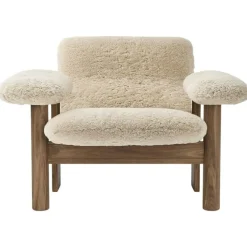 Audo Copenhagen Fåtöljer-Brasilia Fåtölj Låg Rygg, Walnut / Sheepskin Nature