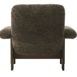 Brasilia Fåtölj, Mörkbetsad Ek / Fårskinn Root