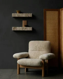 Audo Copenhagen Fåtöljer-Brasilia Fåtölj, Naturlig Ek / Sheepskin Nature