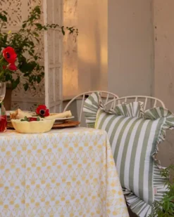 Pick a Poppy Prydnadskuddar & Fodral-Breton Kuddfodral 40x40 cm, Grön