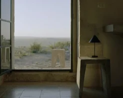 Brolly Bordslampa Portabel, Steel Black