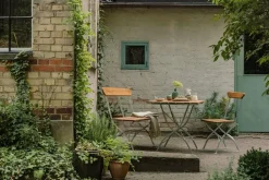 Grythyttan stålmöbler Bänkar & Trädgårdsbänkar-Bryggerisoffa, Vitlackad Ek / Varmförzinkat Stål