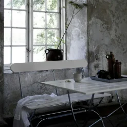 Grythyttan stålmöbler Bänkar & Trädgårdsbänkar-Bryggerisoffa, Vitlackad Ek / Varmförzinkat Stål