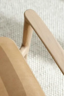 Vipp Fåtöljer-Cabin Loungefåtölj, Mörk Ek / Svart Läder