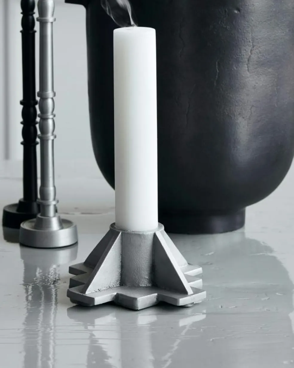 Castle Ljusstake Antik Aluminium, 9x9 cm