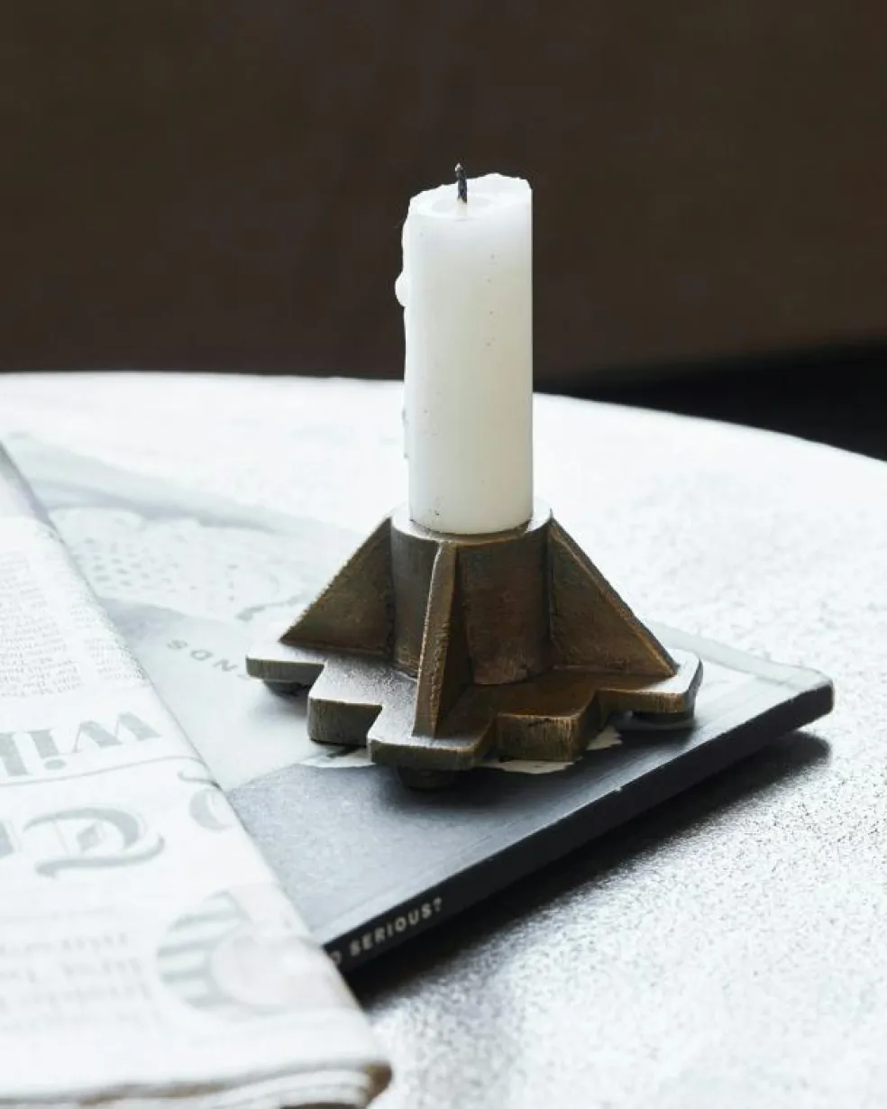 Castle Ljusstake Antik Aluminium, 9x9 cm