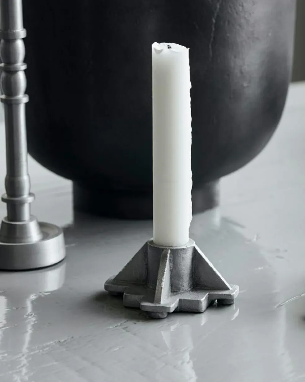 Castle Ljusstake Antik Aluminium, 9x9 cm