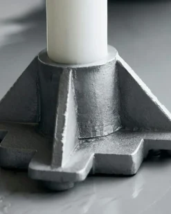 Castle Ljusstake Antik Aluminium, 9x9 cm