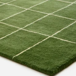 Chhatwal & Jonsson Ullmattor|Tuftade Mattor-Chakra Rug, Off White Matta 180x270 cm, Cactus Green