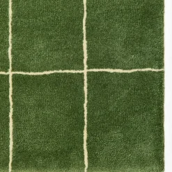 Chhatwal & Jonsson Ullmattor|Tuftade Mattor-Chakra Rug, Off White Matta 180x270 cm, Cactus Green