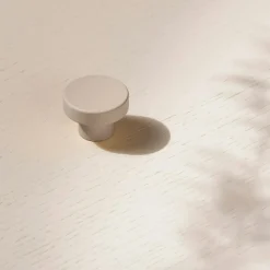 Circular Knopp, Toniton Svart