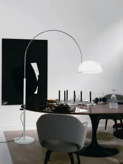 Oluce Båglampor|Golvlampor-Coupé 3320R Golvlampa, Svart