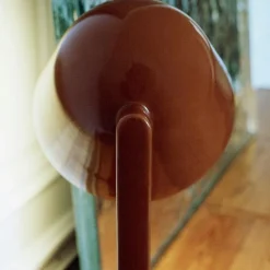 Flos Skrivbordslampor|Bordslampor-Céramique Down Bordslampa, Rust Red