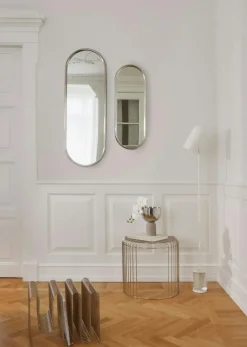 Curva Tidningsställ, Silver