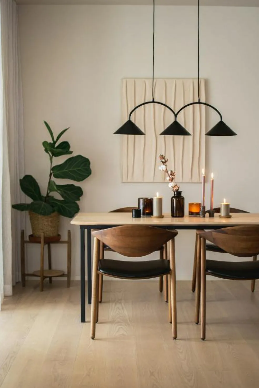 Curve 3 Pendel, Svart