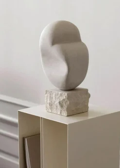 Kristina Dam Studio Piedestaler-Curved Piedestal, Svart