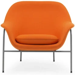 Drape Low Fåtölj, Remix 113 / Hallingdal 100 / Svart Ek