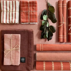 Recycled by Wille Dukar & Löpare-Elin Bordsduk 140x250 cm, Rost/Ecru