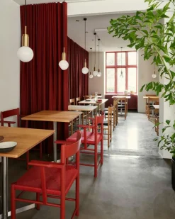 Brdr. Krüger Stolar-F Stol, Oljad Ek / Svart Vävband