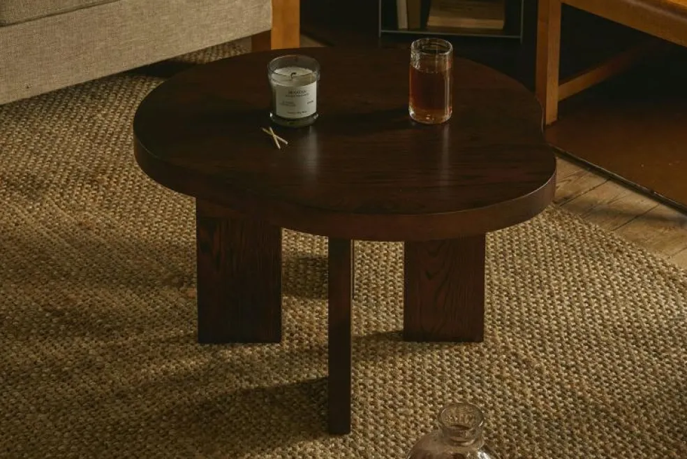 Farmhouse Pond Sidobord, Ek