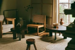 Farmhouse Pond Sidobord, Ek