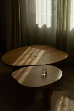 Farmhouse Pond Sidobord, Ek