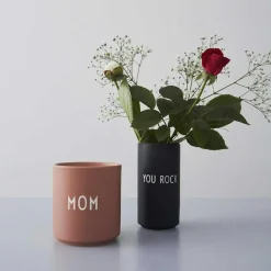 Design Letters Tekoppar|Kaffekoppar-Favourite Kopp 25 cl You Rock, Orange