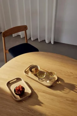 Flection Serveringsbricka Ek, 20x40 cm