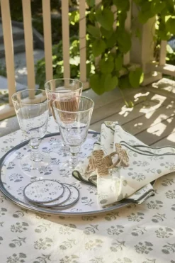 Floral Bordsduk 150x250 cm